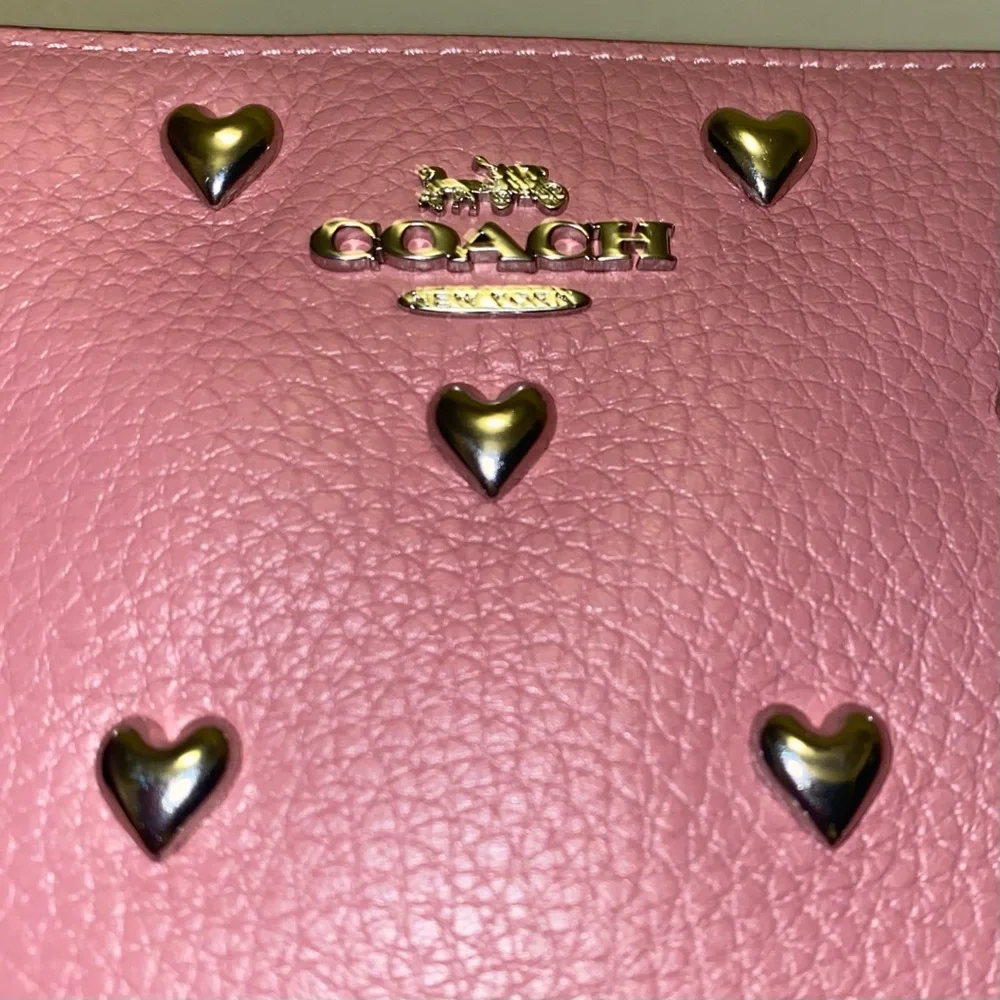Coach leather Corner Zip Wristlet With Heart Rivets New
